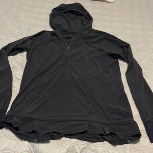Lululemon light weight black pull over, half zip running jacket